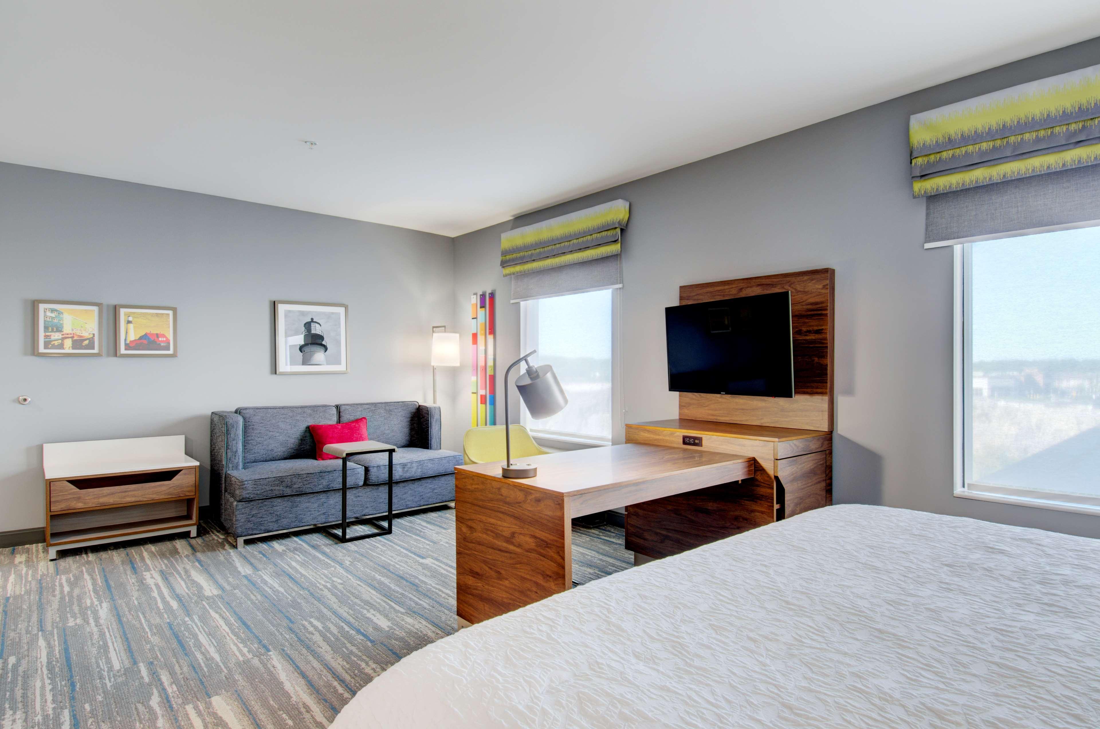 Hampton Inn & Suites Portland West Экстерьер фото