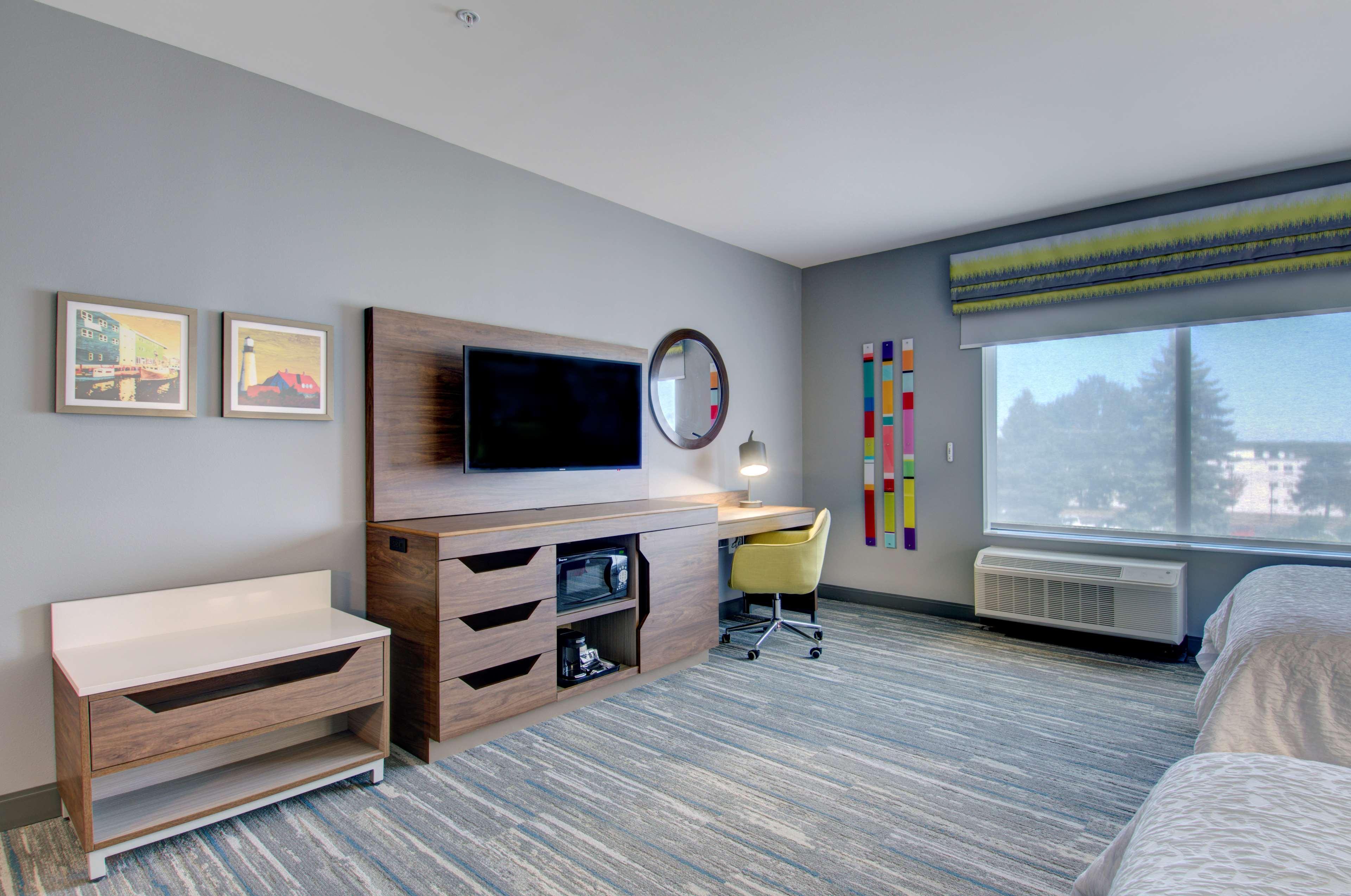 Hampton Inn & Suites Portland West Экстерьер фото