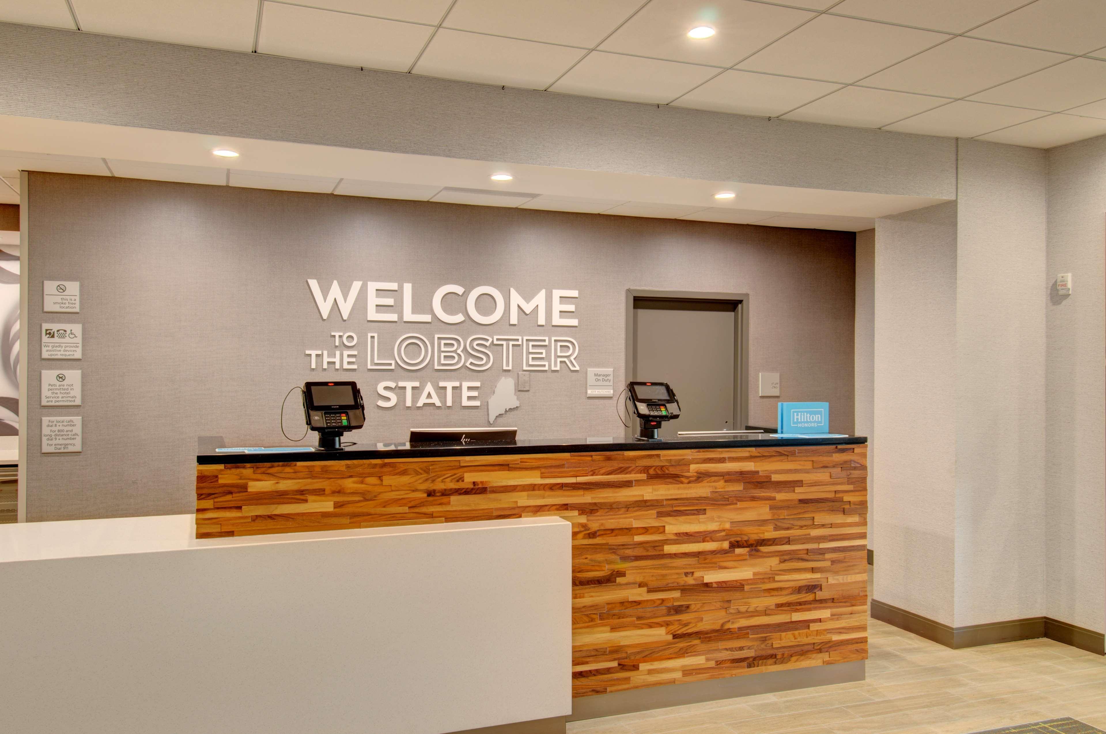 Hampton Inn & Suites Portland West Экстерьер фото