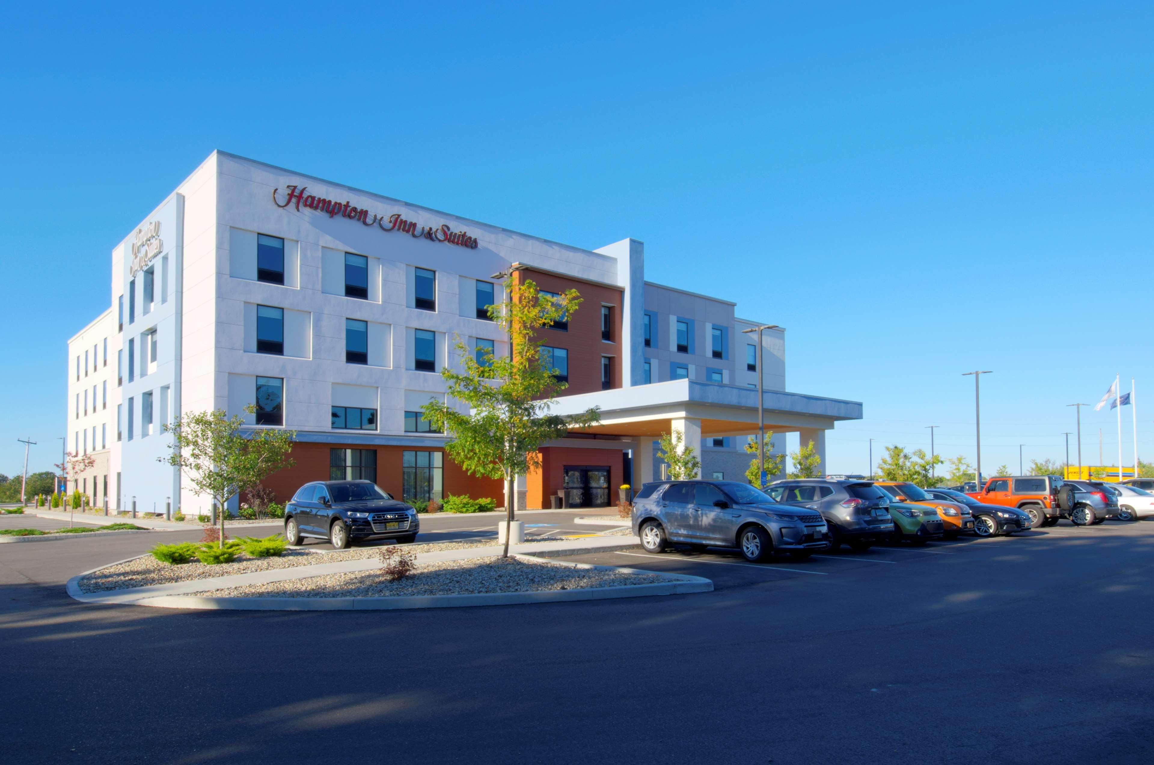 Hampton Inn & Suites Portland West Экстерьер фото