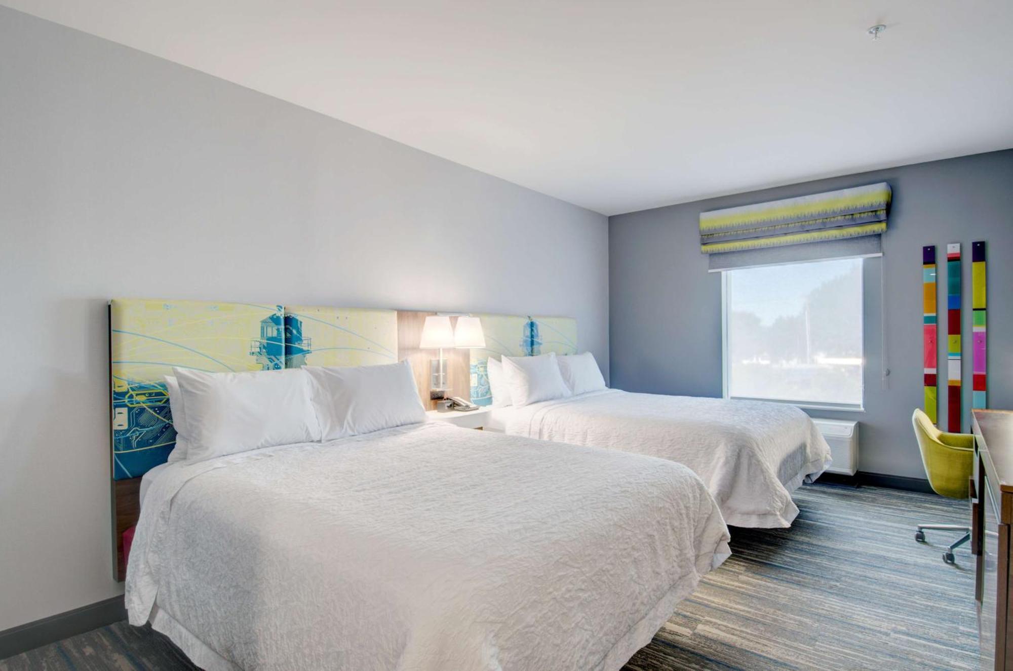 Hampton Inn & Suites Portland West Экстерьер фото