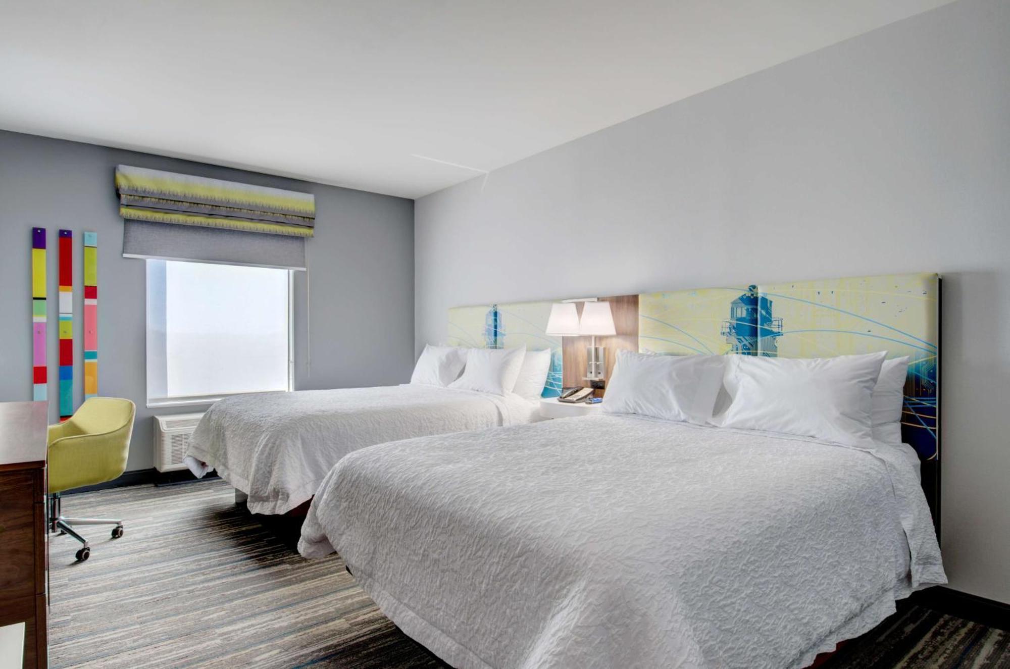 Hampton Inn & Suites Portland West Экстерьер фото